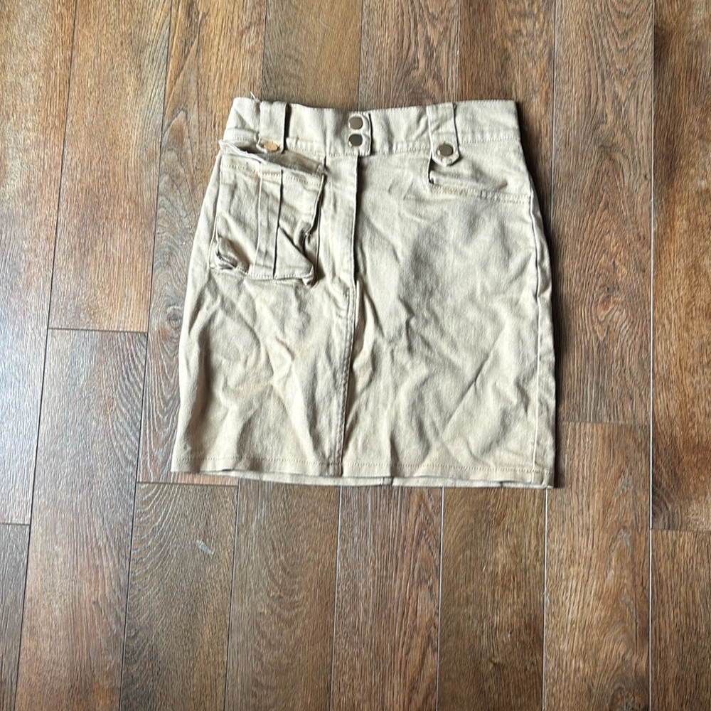 Beige denim skirt